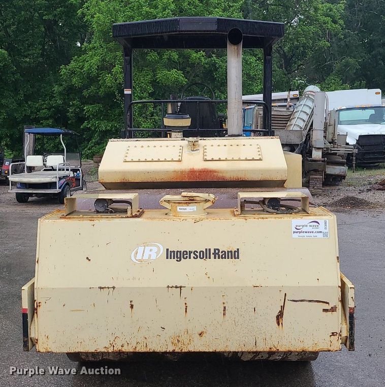 image for item DC6063 Ingersoll Rand DD90  double drum vibratory roller