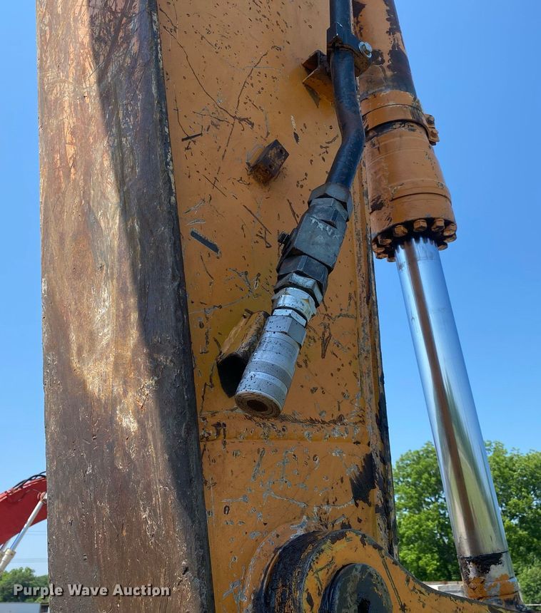 image for item DI7811 2007 Case CX330  excavator