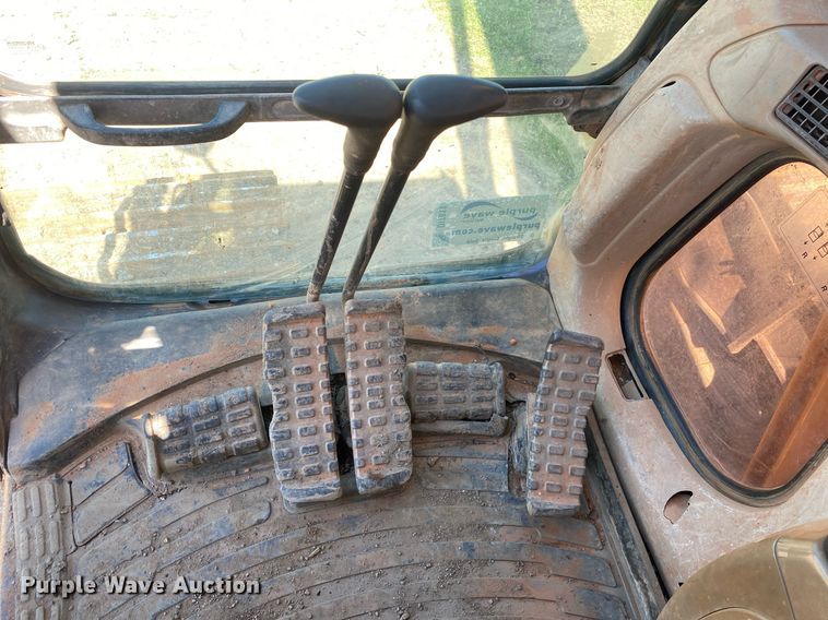 image for item DI7811 2007 Case CX330  excavator