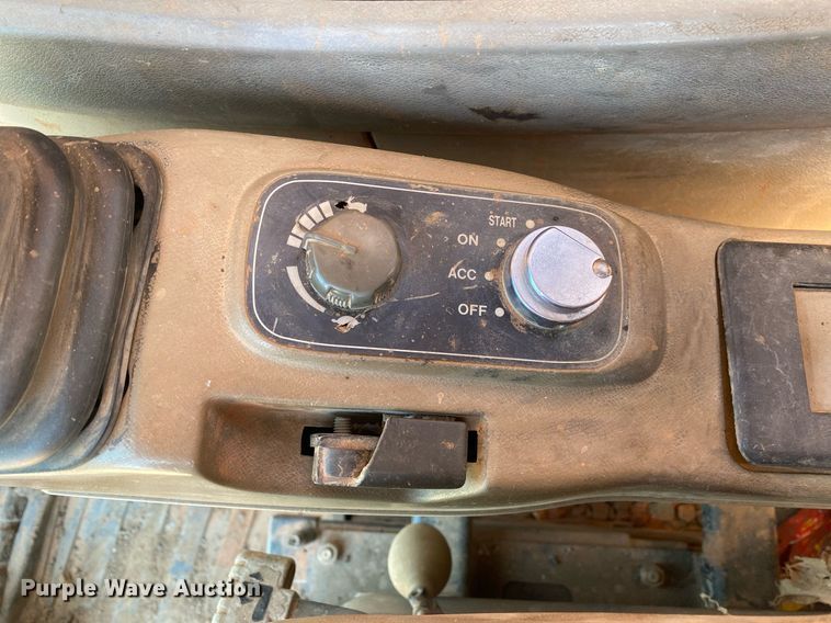 image for item DI7811 2007 Case CX330  excavator