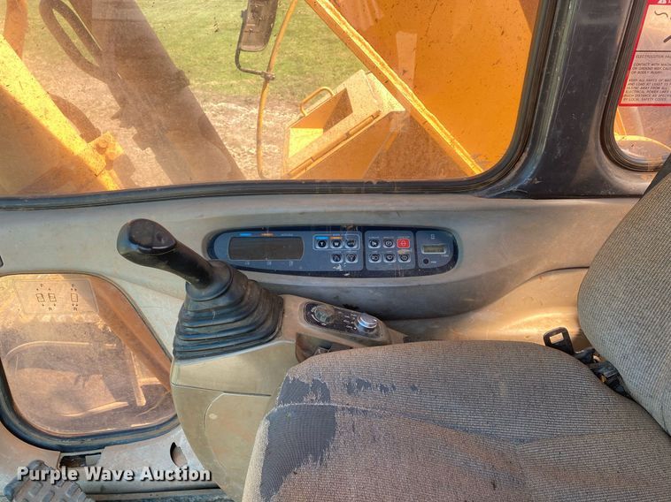 image for item DI7811 2007 Case CX330  excavator