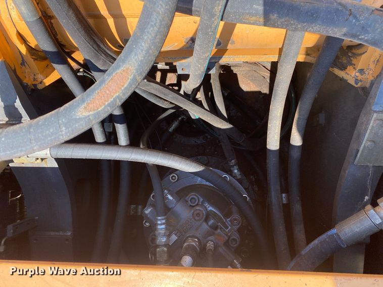 image for item DI7811 2007 Case CX330  excavator