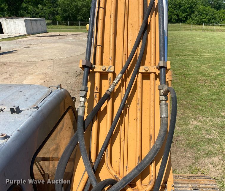 image for item DI7811 2007 Case CX330  excavator