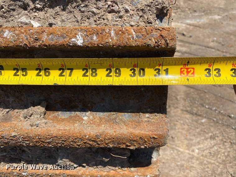 image for item DI7811 2007 Case CX330  excavator