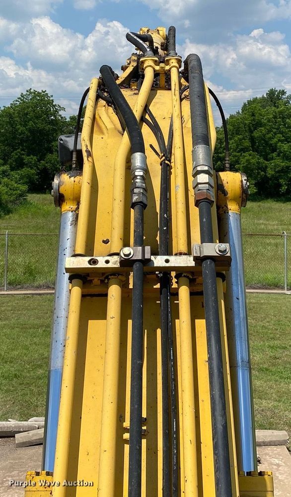 image for item DI7812 2008 Komatsu PC200LC-8  excavator