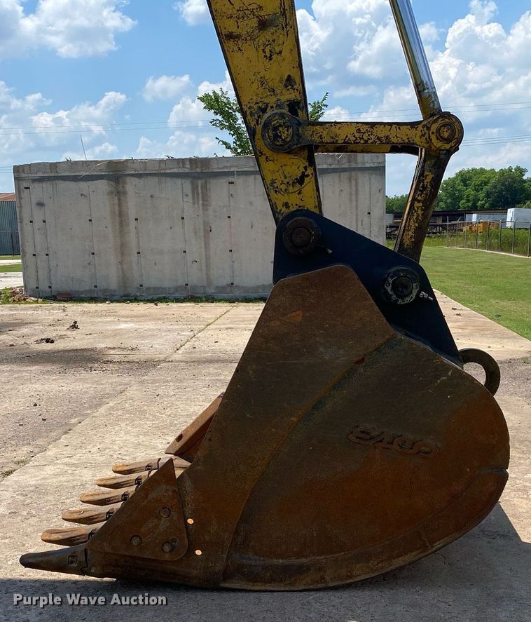 image for item DI7812 2008 Komatsu PC200LC-8  excavator