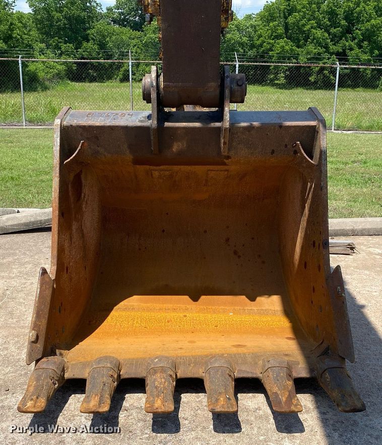 image for item DI7812 2008 Komatsu PC200LC-8  excavator