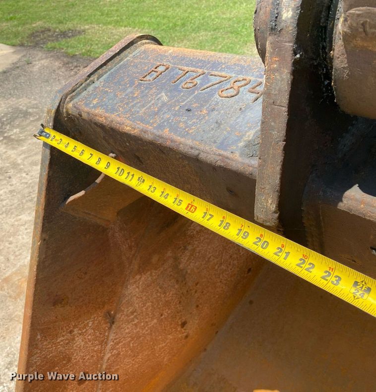 image for item DI7812 2008 Komatsu PC200LC-8  excavator