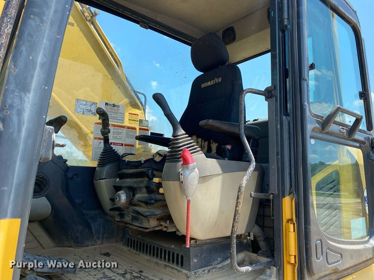 image for item DI7812 2008 Komatsu PC200LC-8  excavator