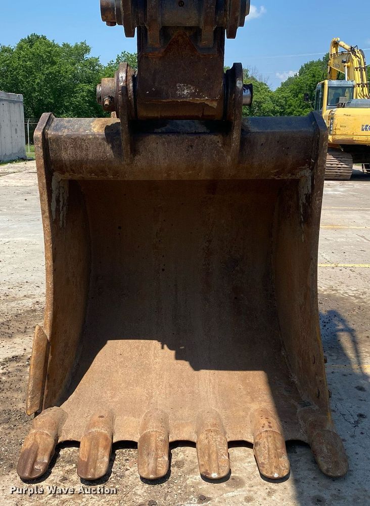 image for item DI7813 2007 Link Belt 330LX  excavator