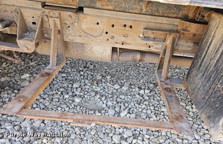 image for item DK1734 2006 Ford F550 Super Duty XL  dump flatbed truck