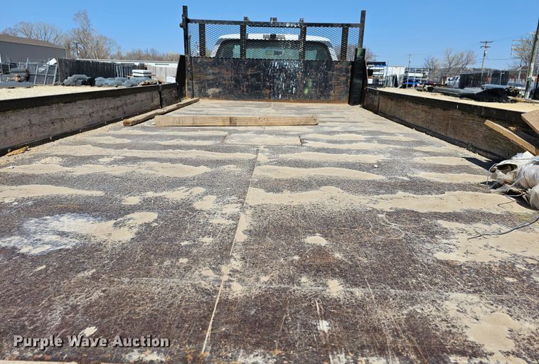 image for item DK1734 2006 Ford F550 Super Duty XL  dump flatbed truck