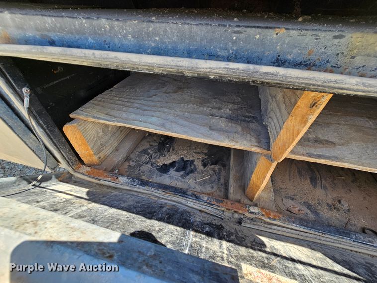 image for item DK1734 2006 Ford F550 Super Duty XL  dump flatbed truck