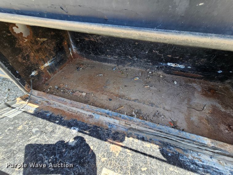 image for item DK1734 2006 Ford F550 Super Duty XL  dump flatbed truck