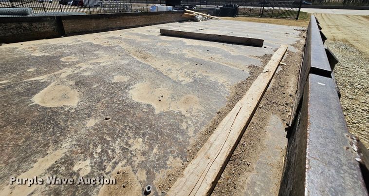 image for item DK1734 2006 Ford F550 Super Duty XL  dump flatbed truck