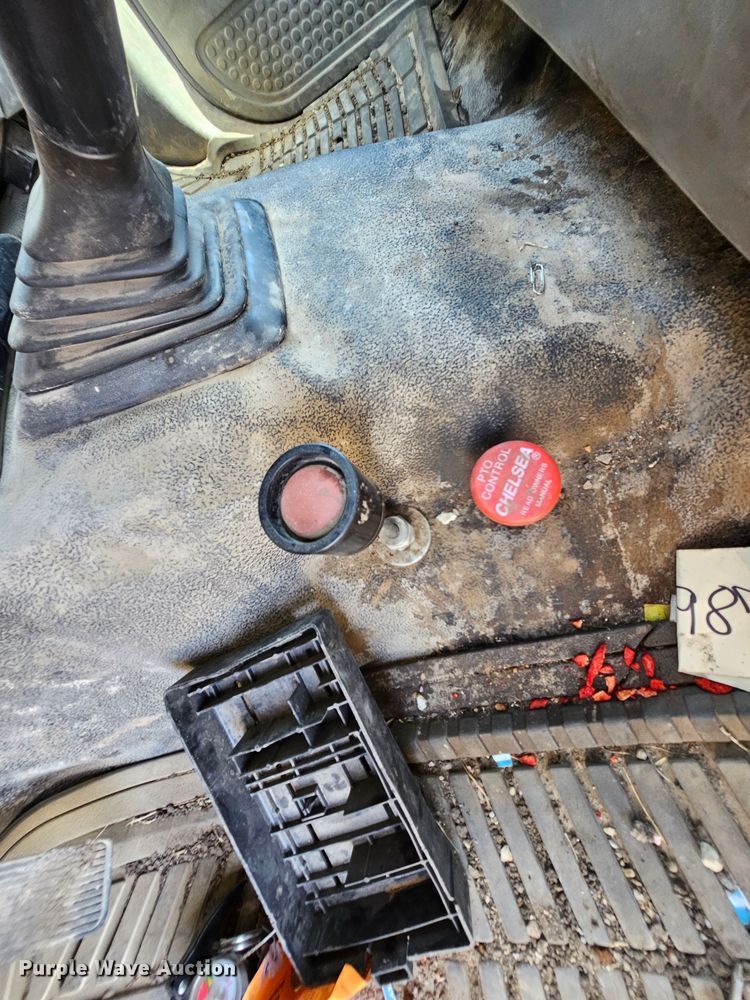 image for item DK1734 2006 Ford F550 Super Duty XL  dump flatbed truck