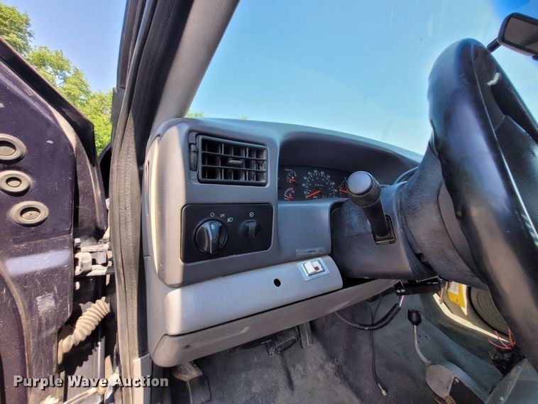 image for item DK1912 2001 Ford F450 Super Duty XL  dump flatbed truck