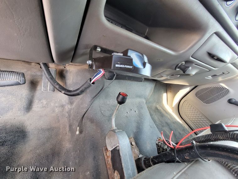 image for item DK1912 2001 Ford F450 Super Duty XL  dump flatbed truck