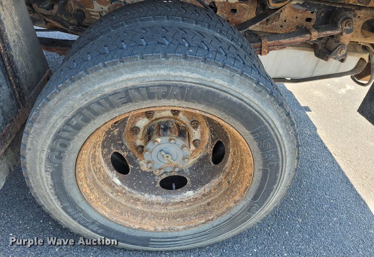 image for item DK1912 2001 Ford F450 Super Duty XL  dump flatbed truck