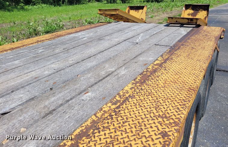 image for item DK1914 1984 Eager Beaver  equipment trailer