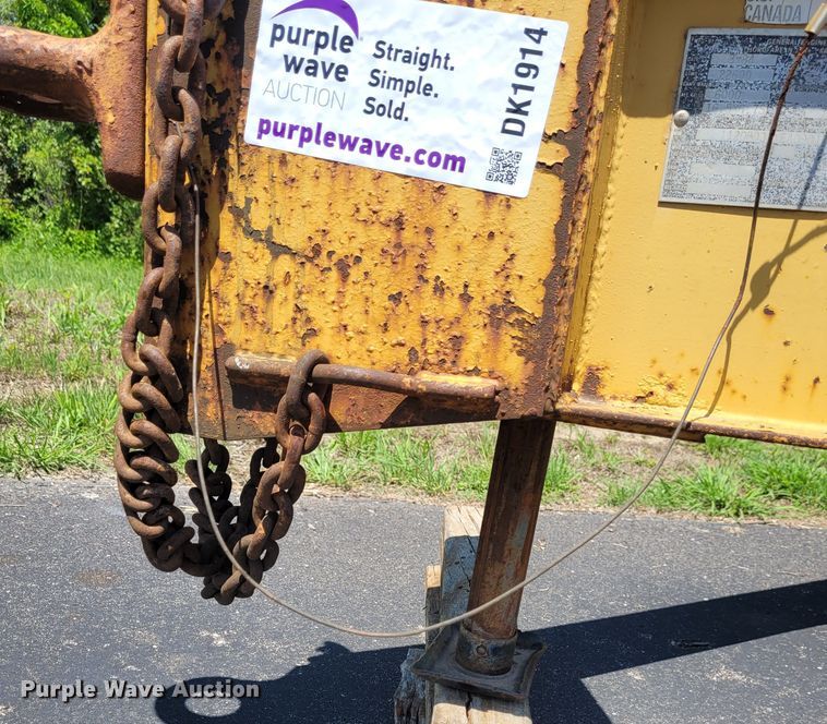 image for item DK1914 1984 Eager Beaver  equipment trailer