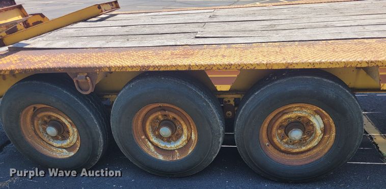 image for item DK1914 1984 Eager Beaver  equipment trailer