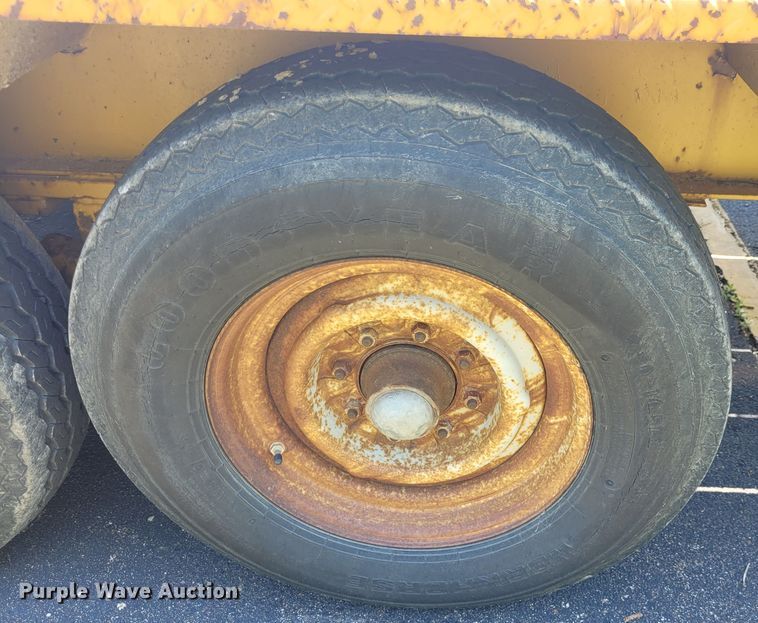 image for item DK1914 1984 Eager Beaver  equipment trailer