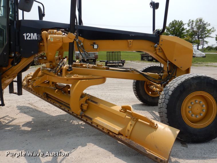 image for item DK5235 2019 Caterpillar 12M3  motor grader