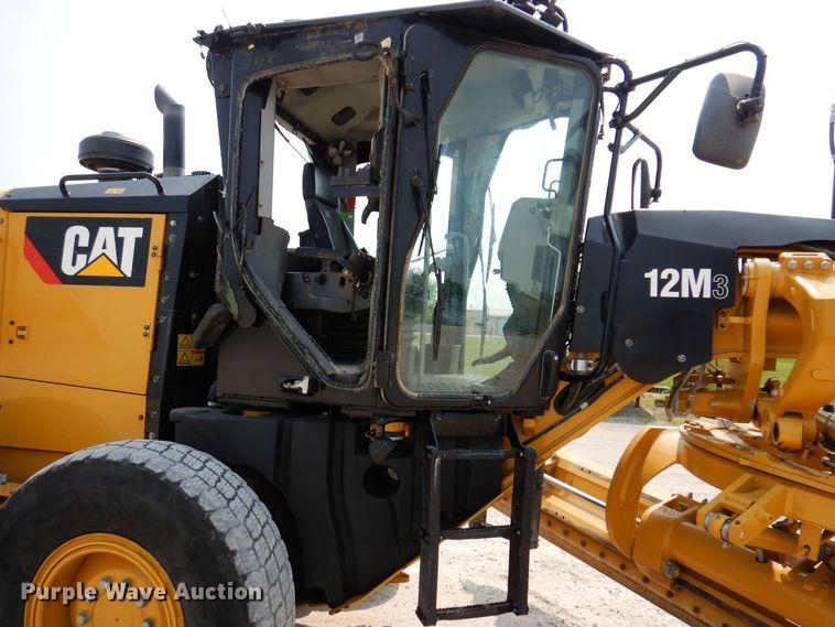 image for item DK5235 2019 Caterpillar 12M3  motor grader