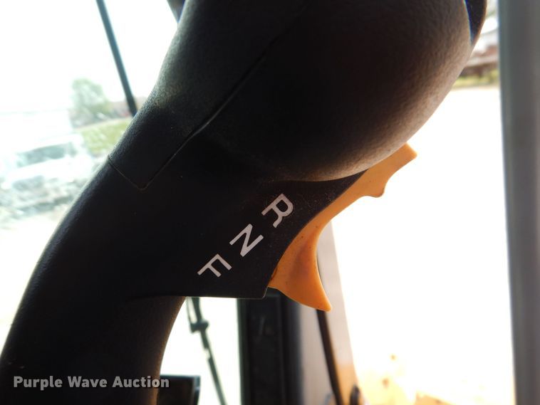 image for item DK5235 2019 Caterpillar 12M3  motor grader