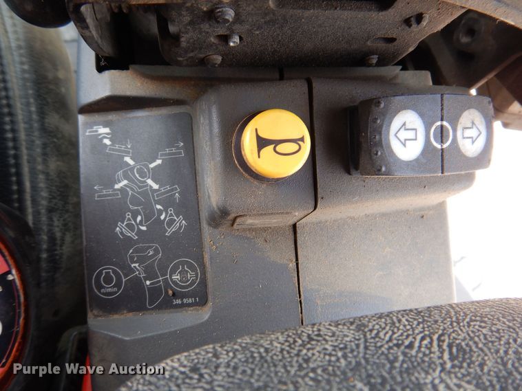 image for item DK5235 2019 Caterpillar 12M3  motor grader