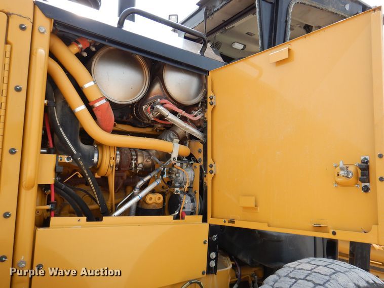 image for item DK5235 2019 Caterpillar 12M3  motor grader