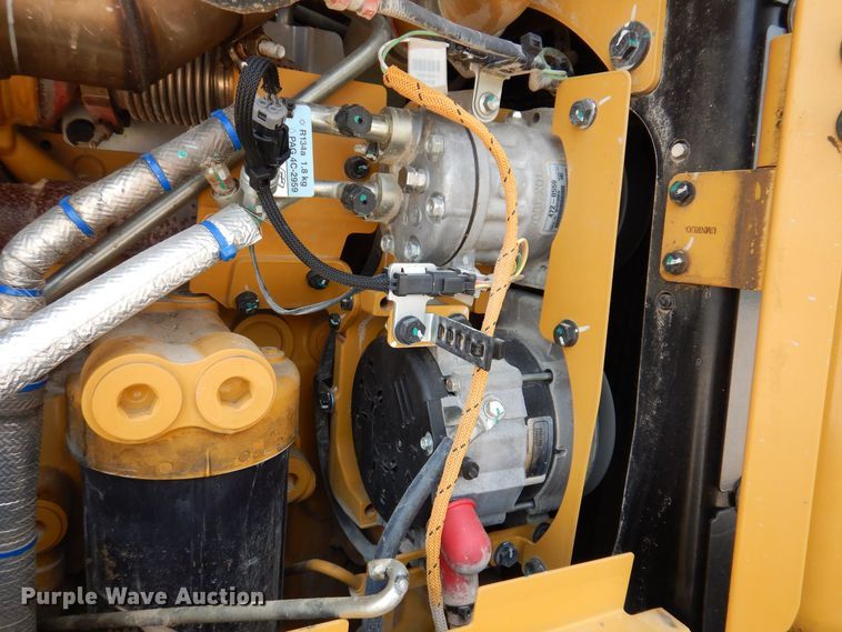 image for item DK5235 2019 Caterpillar 12M3  motor grader