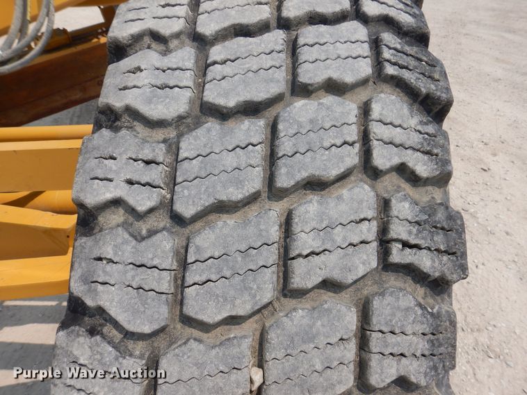 image for item DK5235 2019 Caterpillar 12M3  motor grader