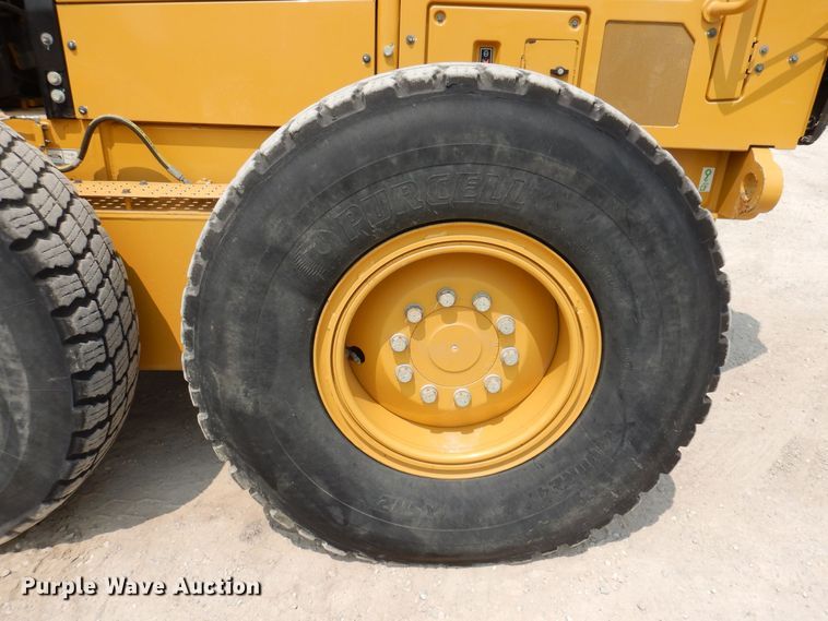 image for item DK5235 2019 Caterpillar 12M3  motor grader