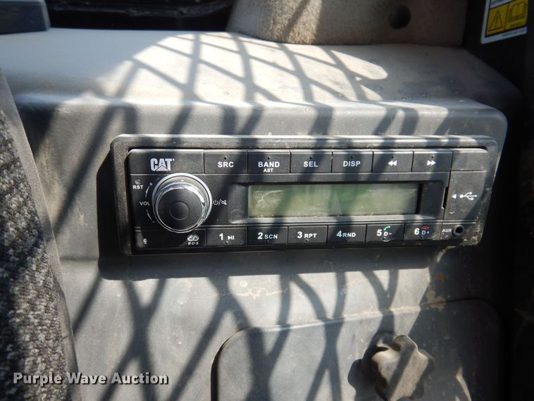 image for item DK5236 2018 Caterpillar 289D  tracked skid steer loader