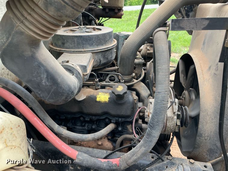 image for item DM0250 1991 International 4600  dump truck