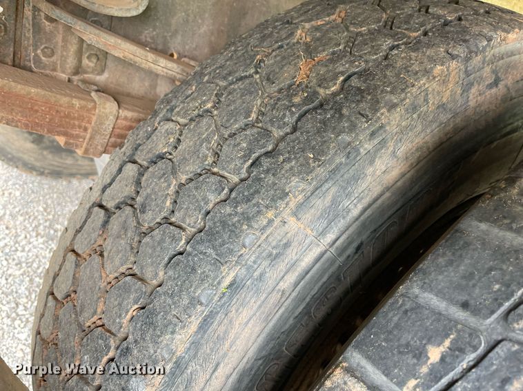 image for item DM0250 1991 International 4600  dump truck