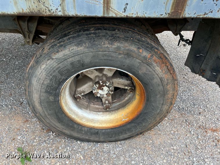 image for item DM0250 1991 International 4600  dump truck