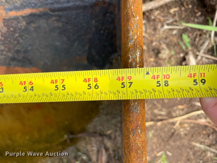 image for item DM0275 1999 John Deere 120  excavator