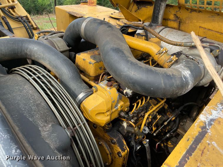 image for item DM0275 1999 John Deere 120  excavator