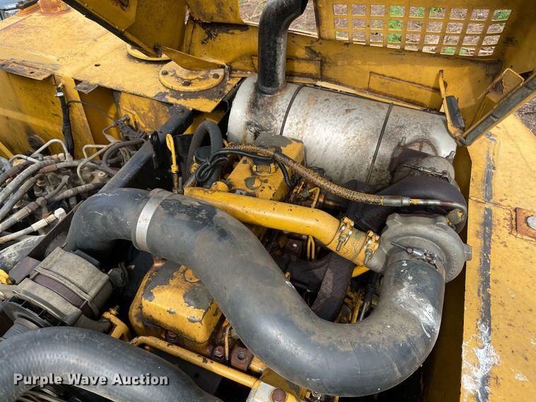 image for item DM0275 1999 John Deere 120  excavator