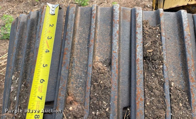 image for item DM0275 1999 John Deere 120  excavator