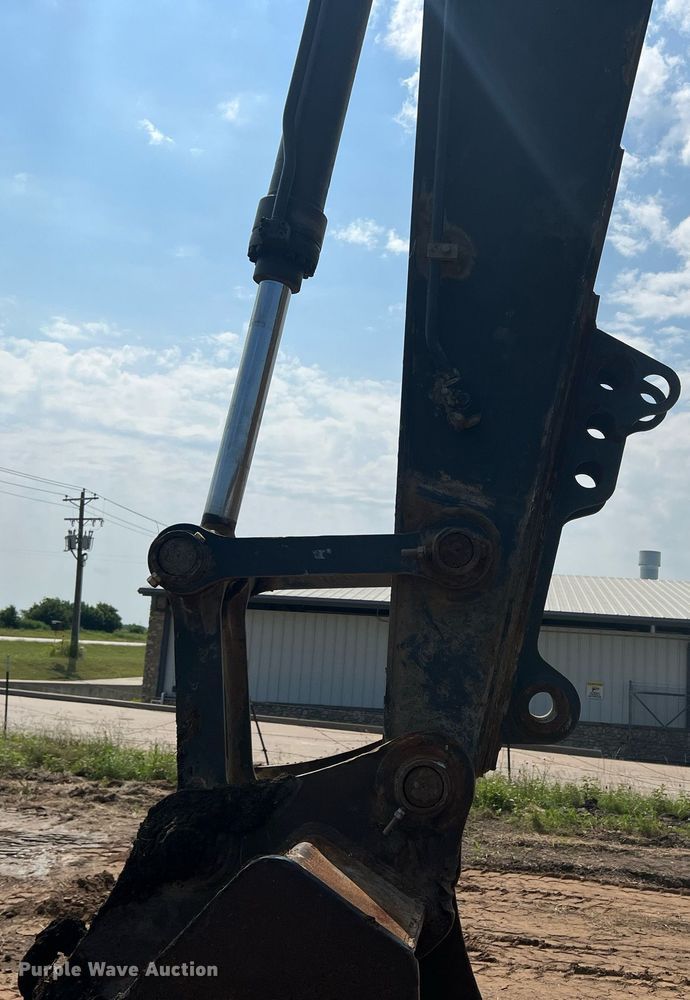 image for item DN3020 2017 John Deere 350G LC  excavator