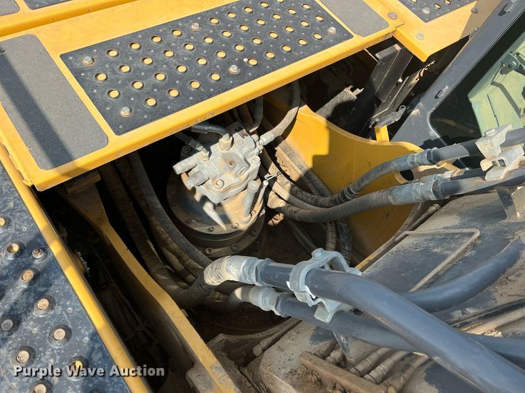 image for item DN3020 2017 John Deere 350G LC  excavator