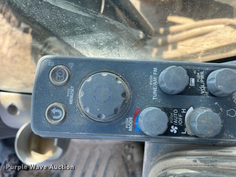 image for item DN3020 2017 John Deere 350G LC  excavator