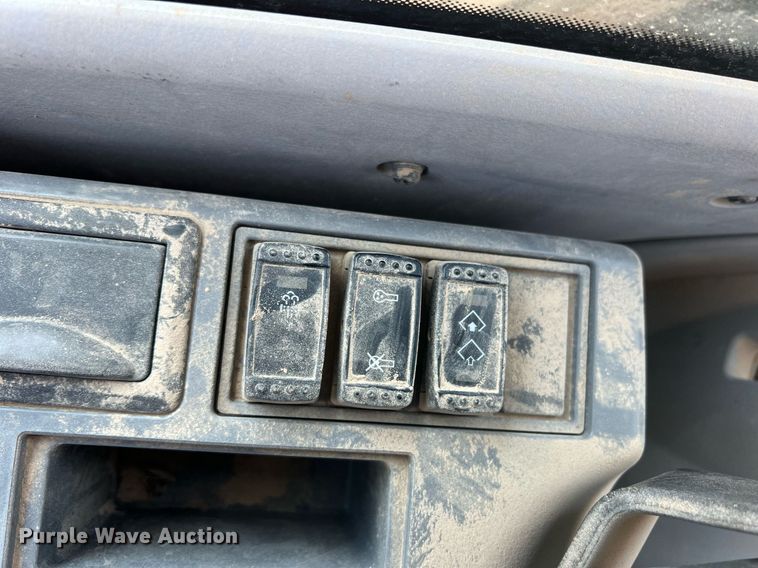 image for item DN3020 2017 John Deere 350G LC  excavator