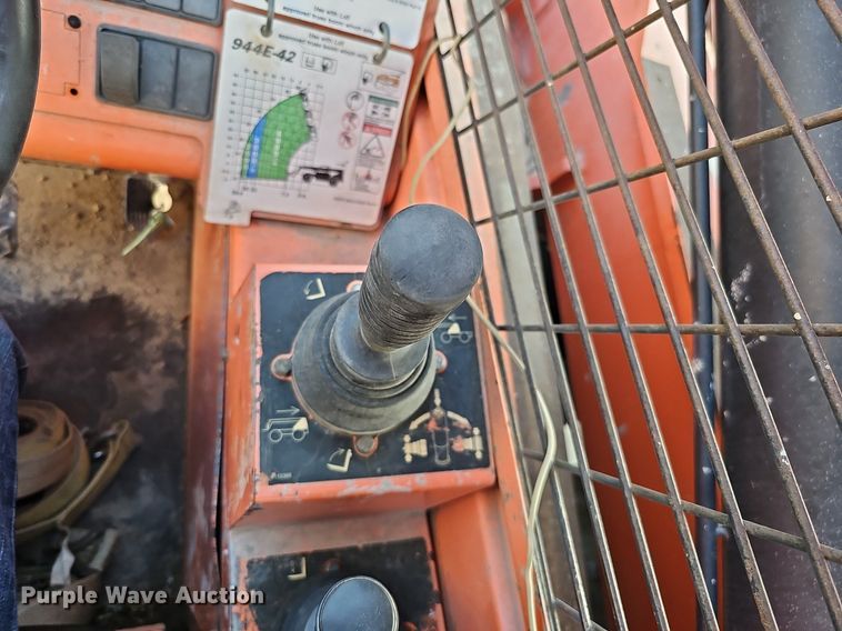 image for item DO2668 2006 Lull 944E-42  telehandler