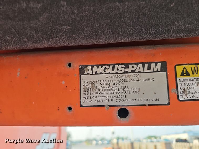 image for item DO2668 2006 Lull 944E-42  telehandler