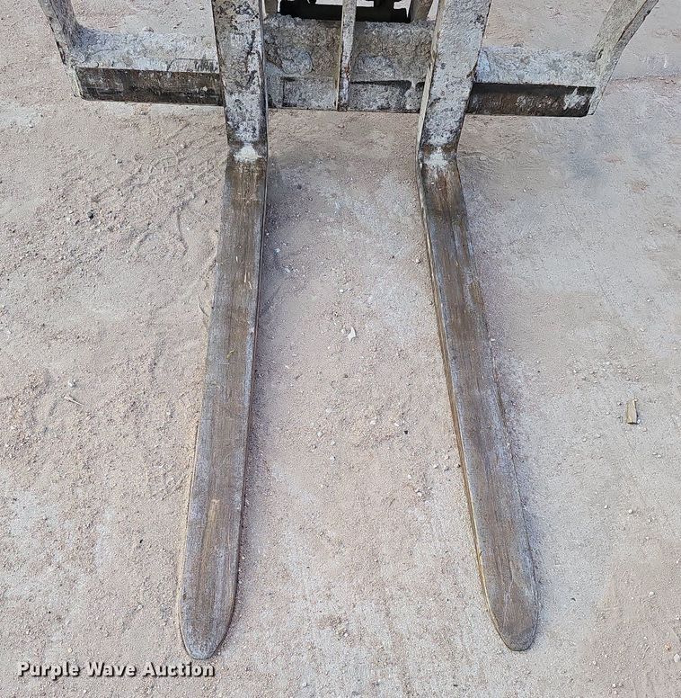 image for item DO2668 2006 Lull 944E-42  telehandler